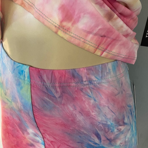 Women Rainbow TieDyed Shirt & Biker Short Set 2-pc - Picture 3 of 5
